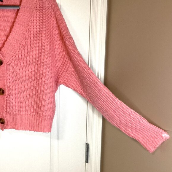 Streetwear Society Women's Pink Cropped Knit Cardigan Oversized Chunky Size XS - Picture 2 of 6